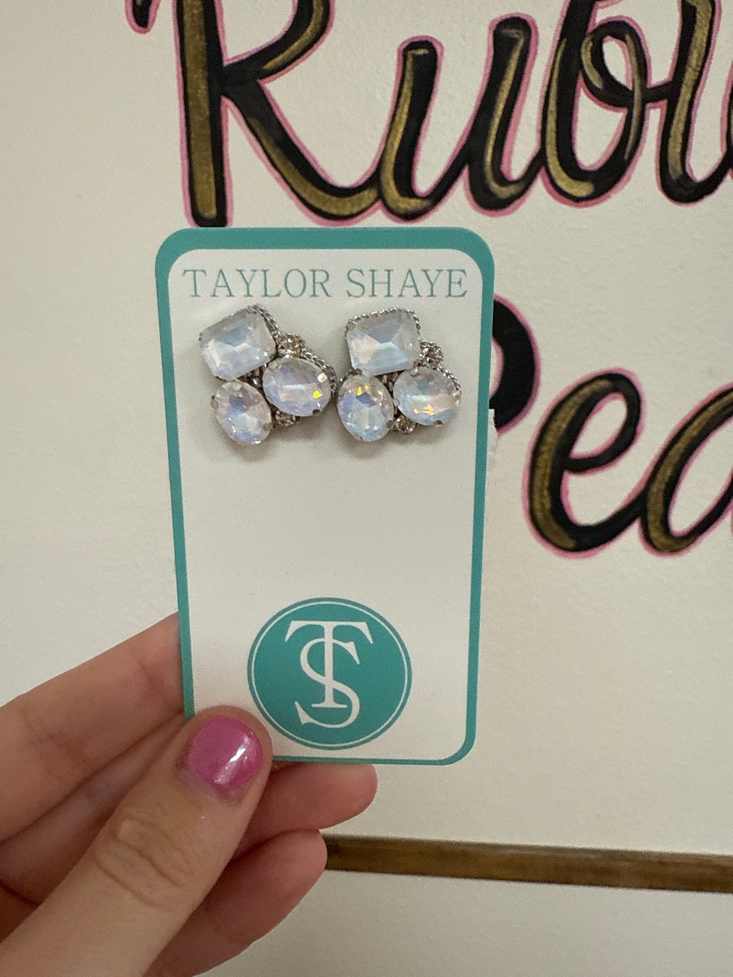 TS Nora Gemstone Studs