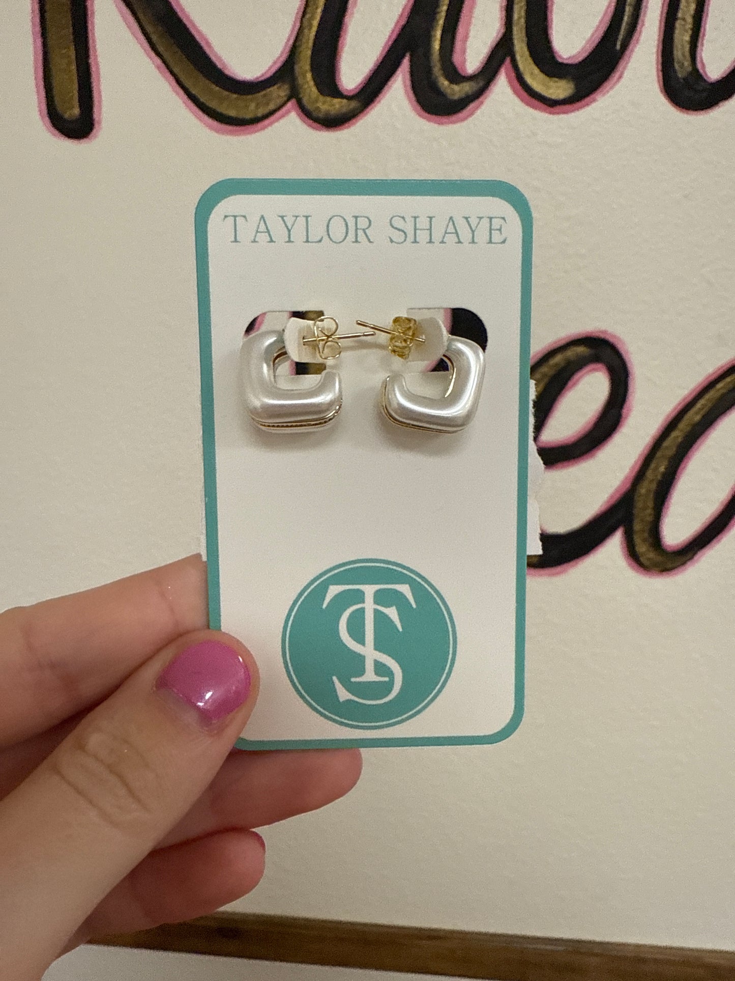 TS Rory Pearls