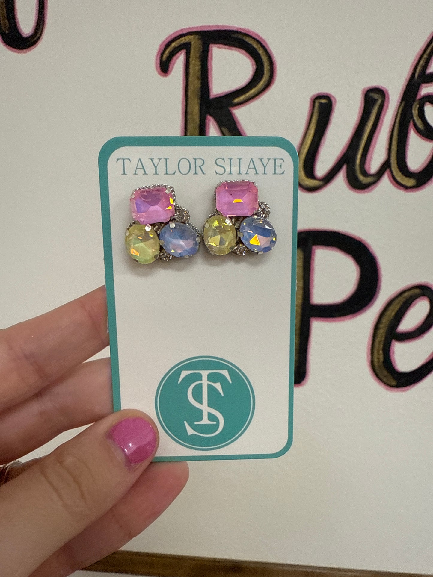 TS Nora Gemstone Studs