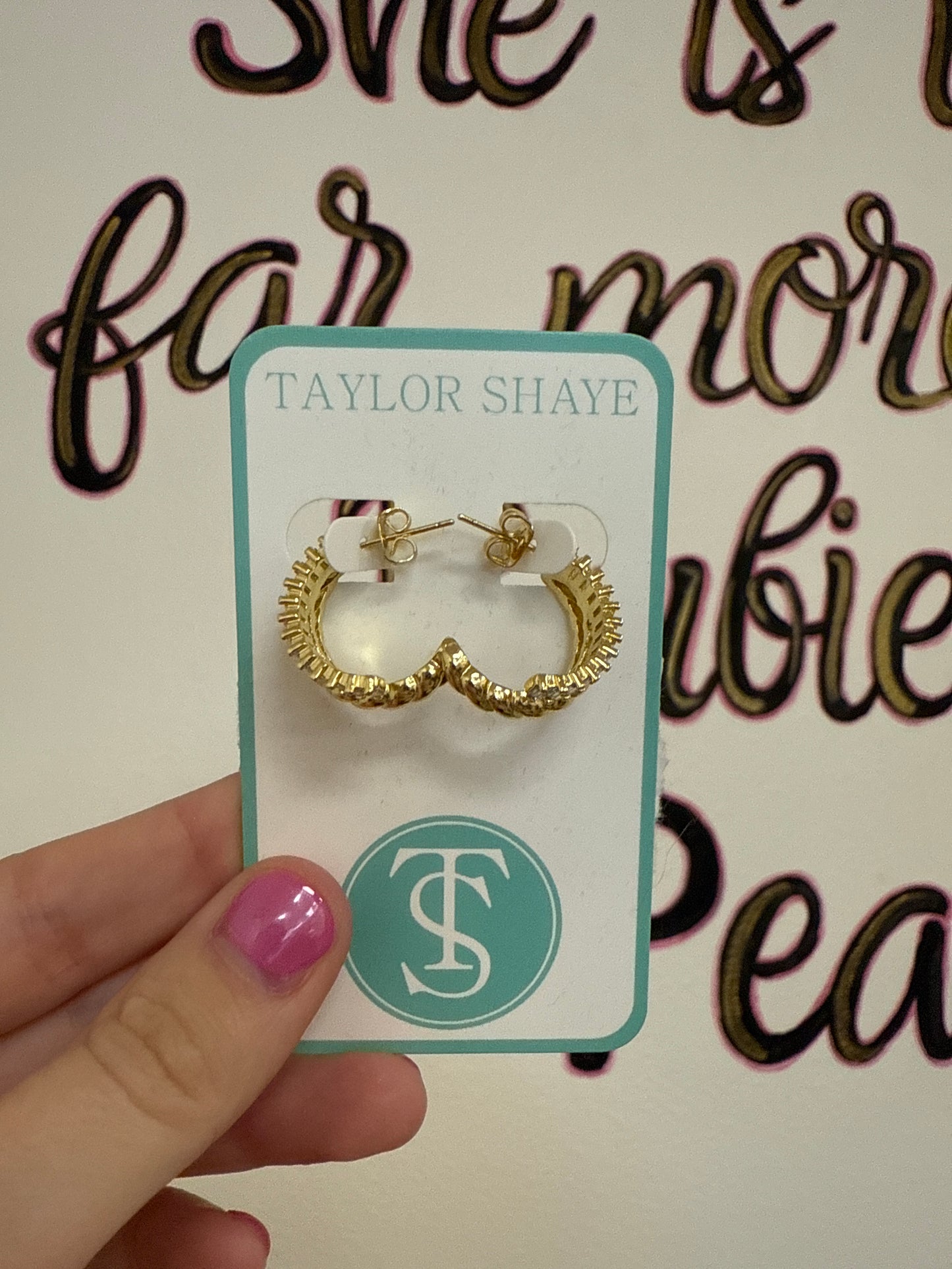 TS Madelyn Pearl Hoops