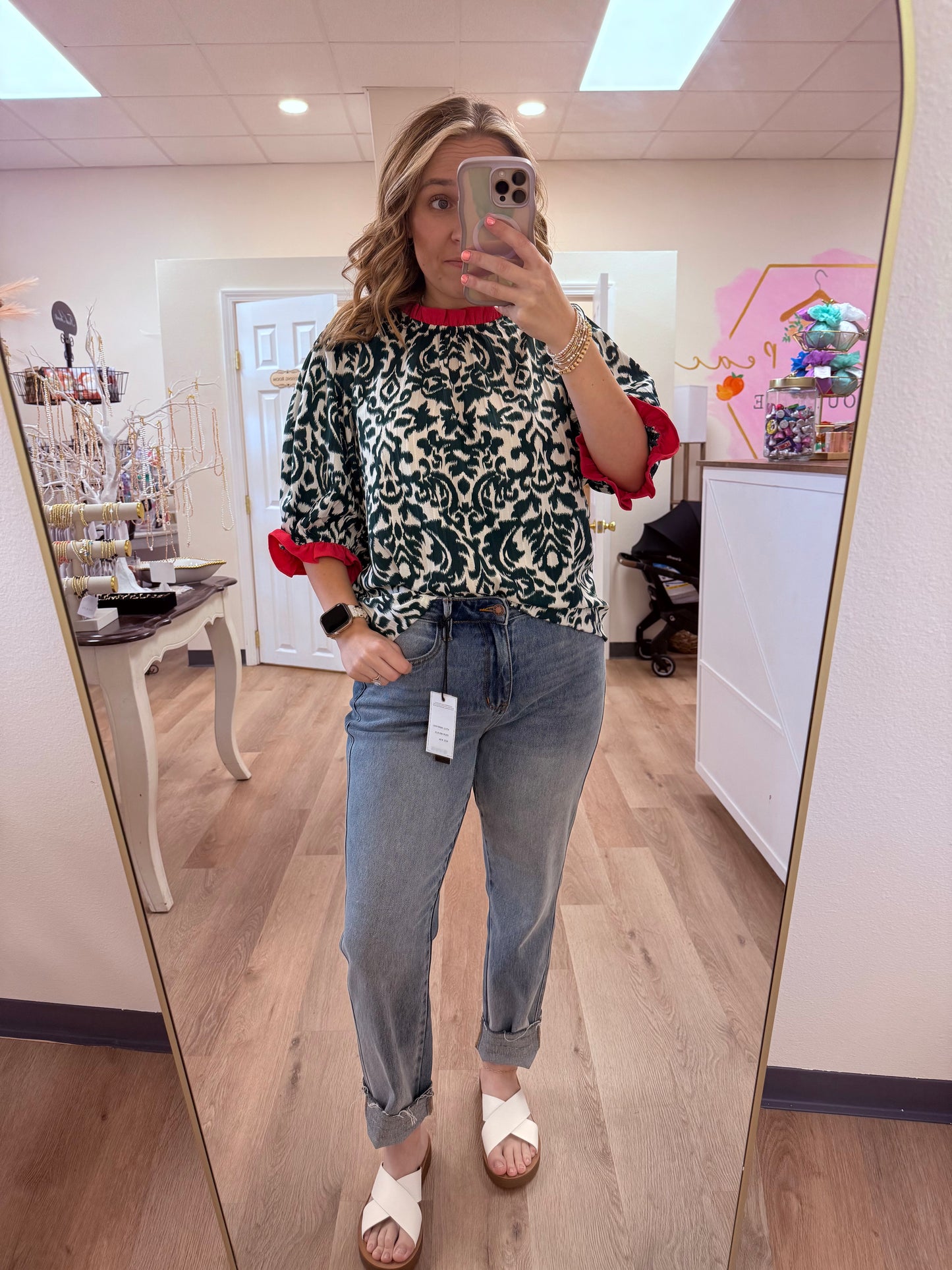 VOY Contrast Ruffle Puff Sleeve Print Top