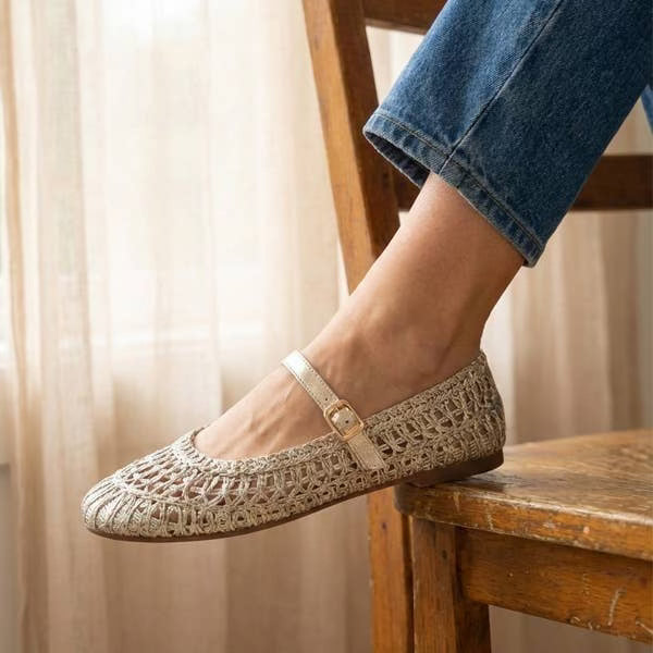 Ccocci- Susan Mary Jane Flats: Champagne