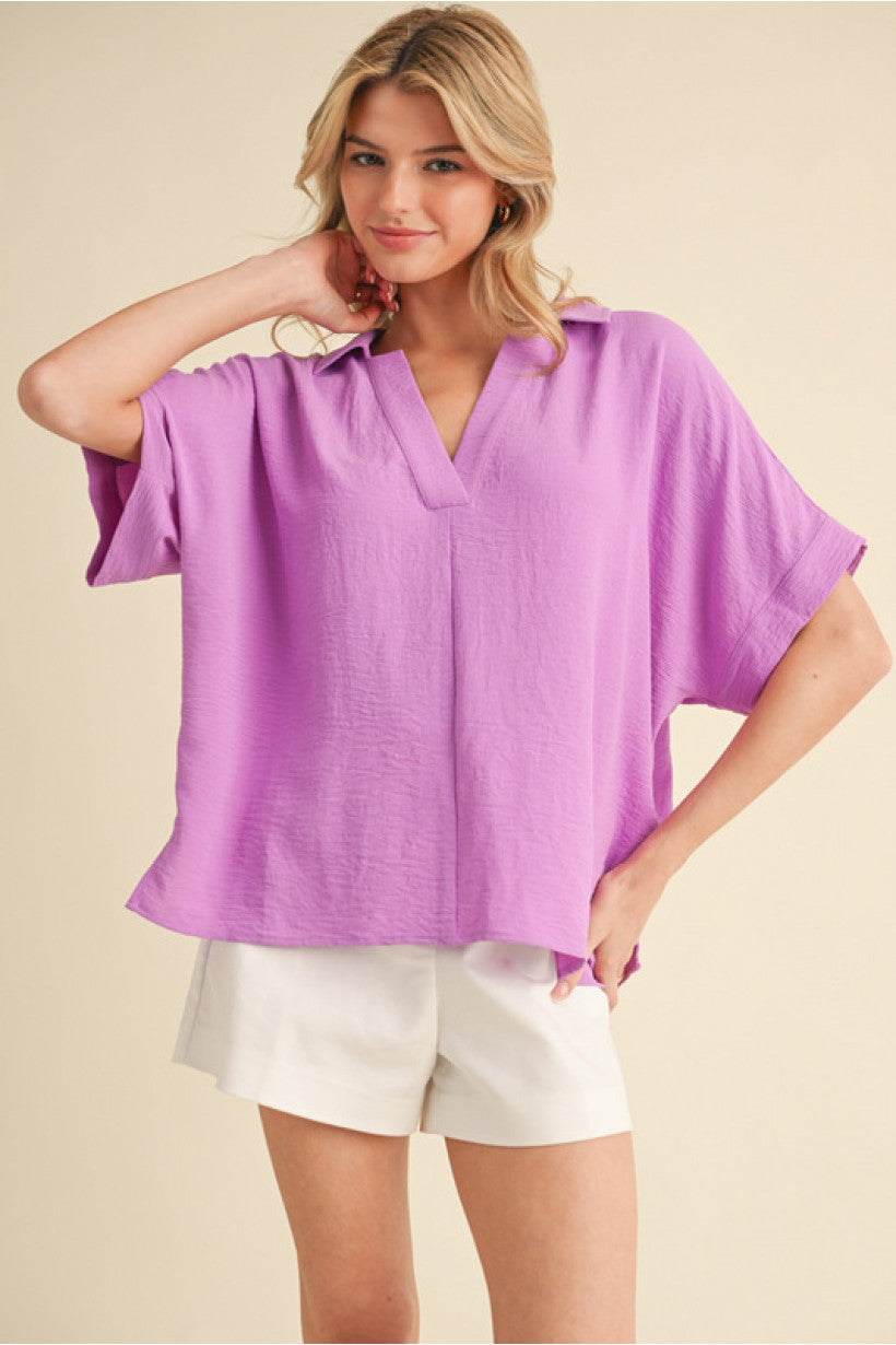 Jodifl Solid top with open collared neck, short dolman sleeves