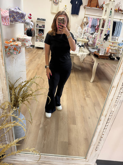 Simply Southern Flare Yoga Pants