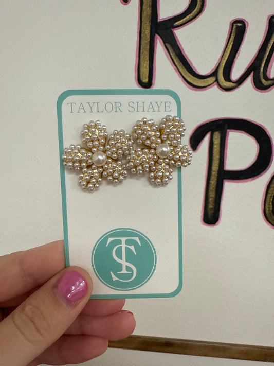 TS Pearl Flower Studs