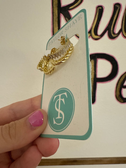 TS Madelyn Pearl Hoops