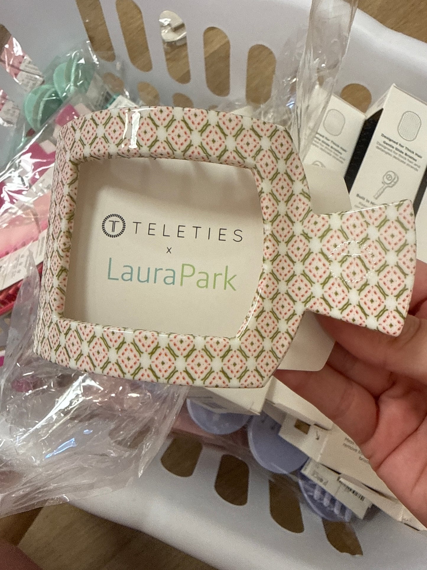 Teleties Flat Large Square Clip- Laura Park
