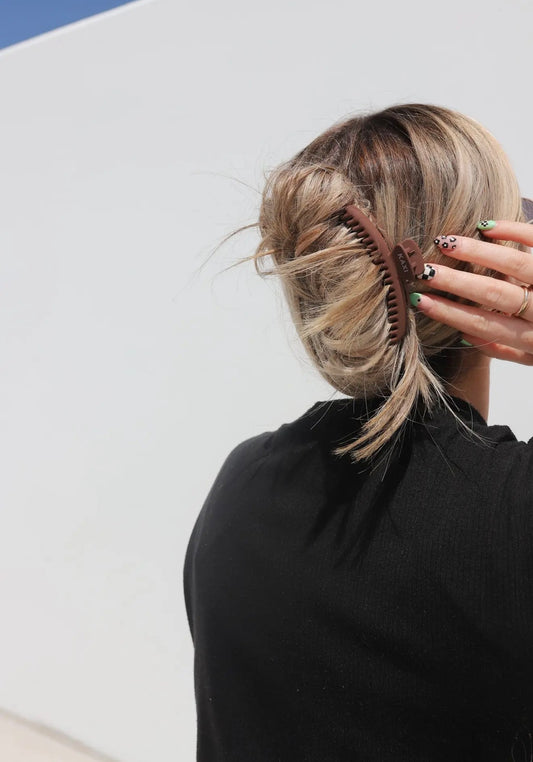 Kaxi Mini Everything Claw Clip- Dark Brown
