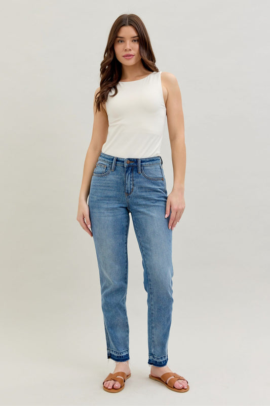 Judy Blue Mid Rise Rigid Hem Boyfriend Jeans
