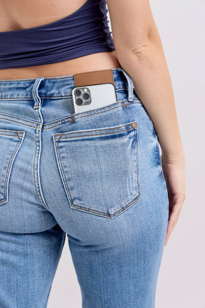 Judy Blue Mid Rise Vintage Wash Slim Fit